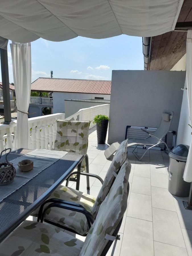 Apartment Bicanic Vir Exterior foto
